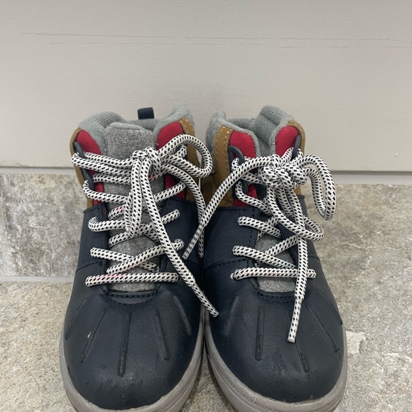 OSHKOSH Lace up tennis shoe Bots size 10M - Picture 6 of 6